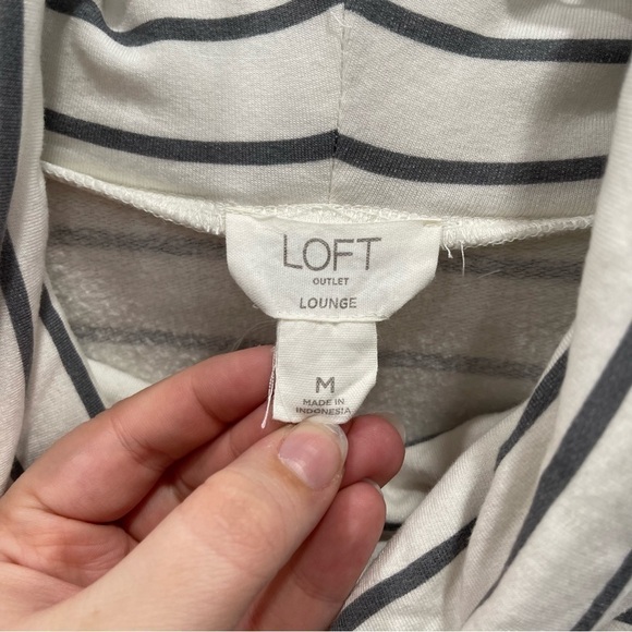 Loft Lounge Cowl Neck Stripe Soft Sweater Tunic Medium - Picture 4 of 10